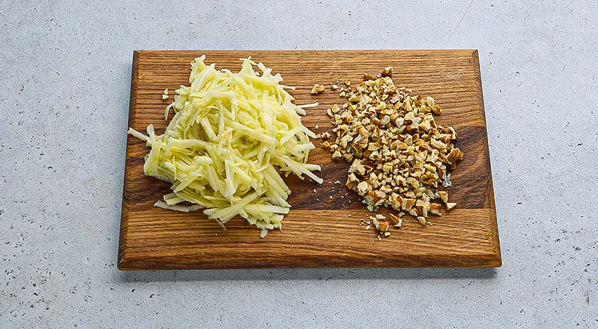 Яблочные мини-штрудели с мороженым