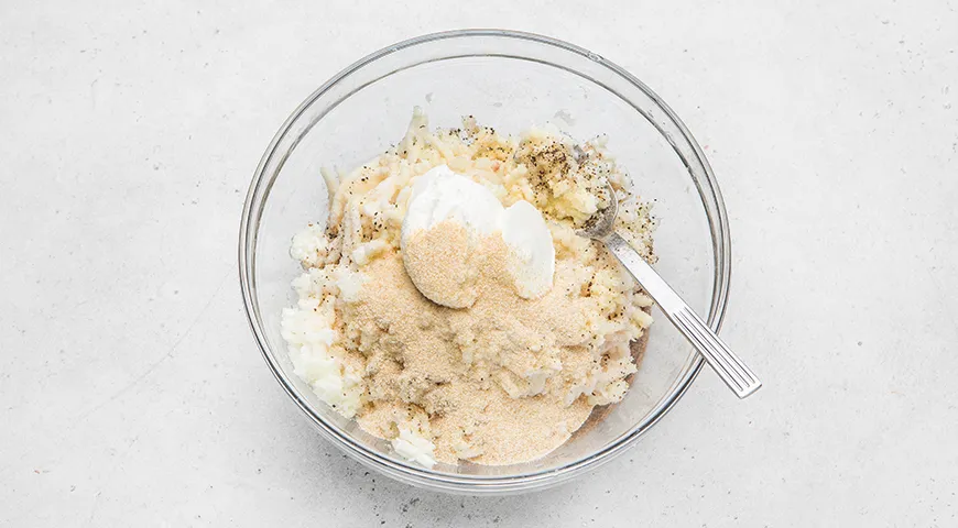 Рыбные котлеты с салом и манкой по-домашнему