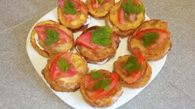 Башенки из жареных кабачков с помидорами