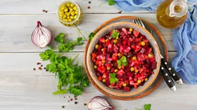 «Немного альденте»: диетолог рассказала, как приготовить самый полезный винегрет