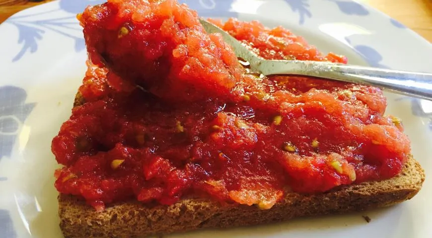 Рецепт хлеба с помидорами