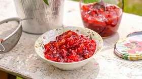 Варенье из перца с брусникой