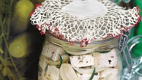 Маринованная брынза
