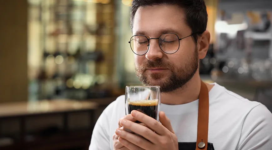 Аромат кофе лучше всего раскрывается в течение нескольких недель после обжарки, поэтому при выборе важно смотреть на дату