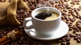 Этот ингредиент сделает кофе восхитительно вкусным: обязательно попробуйте