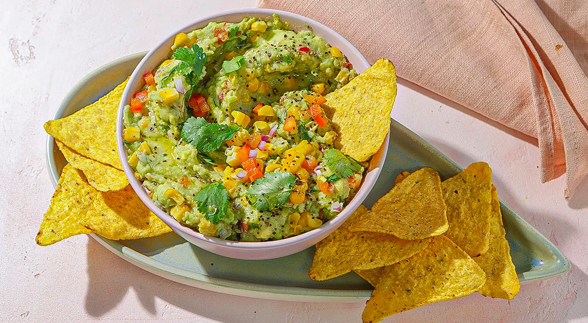 Гуакамоле с кукурузой