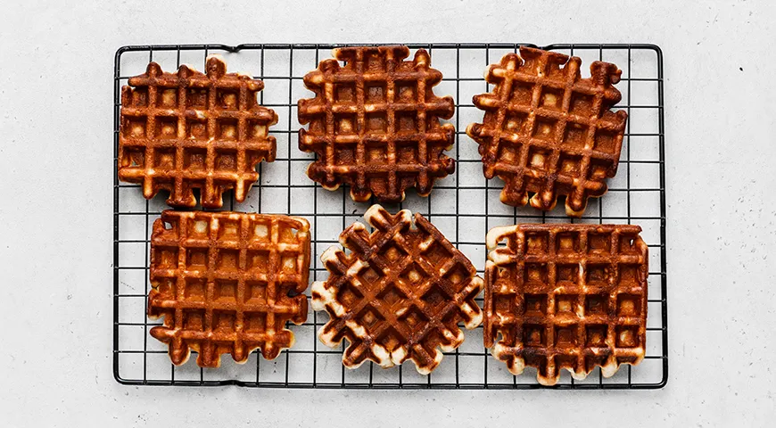 Яблочные вафли