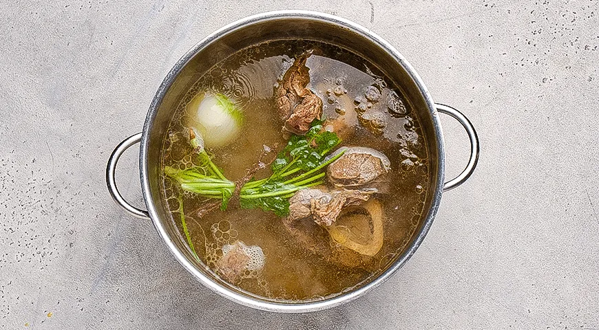 Харчо с орехами и ткемали