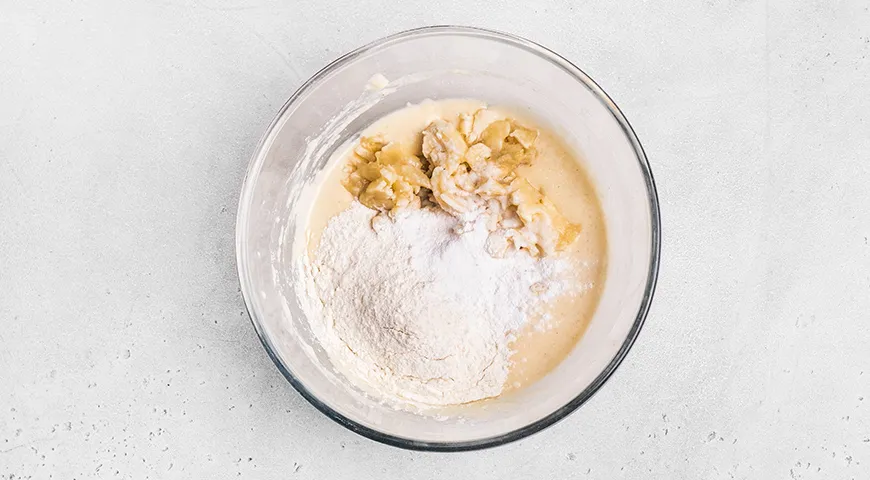 Манник с бананами