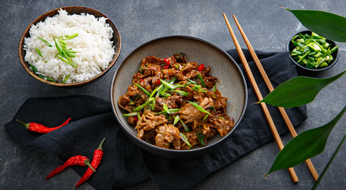 Рецепт куриных желудков в соевом соусе на сковороде 