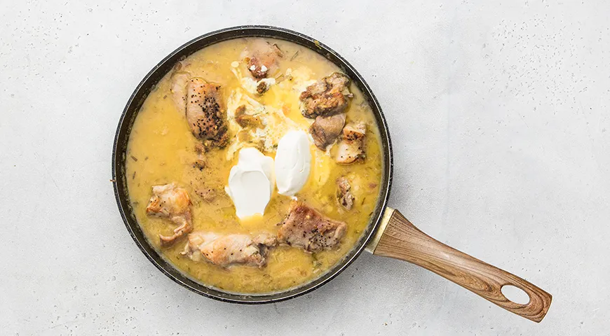 Кролик, тушенный в сливках