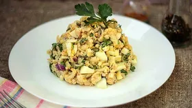 Салат из цветной капусты и сельдерея