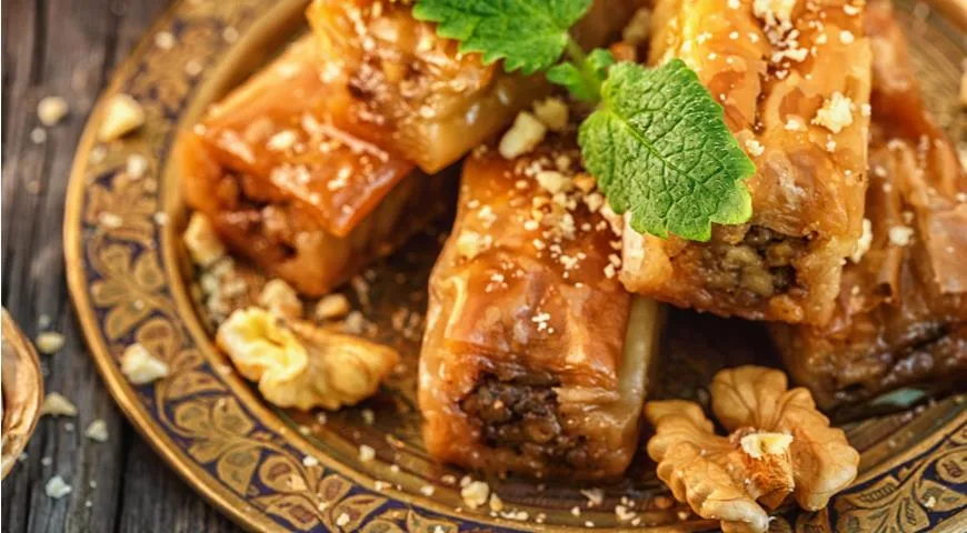 Рецепт пахлавы из слоеного теста