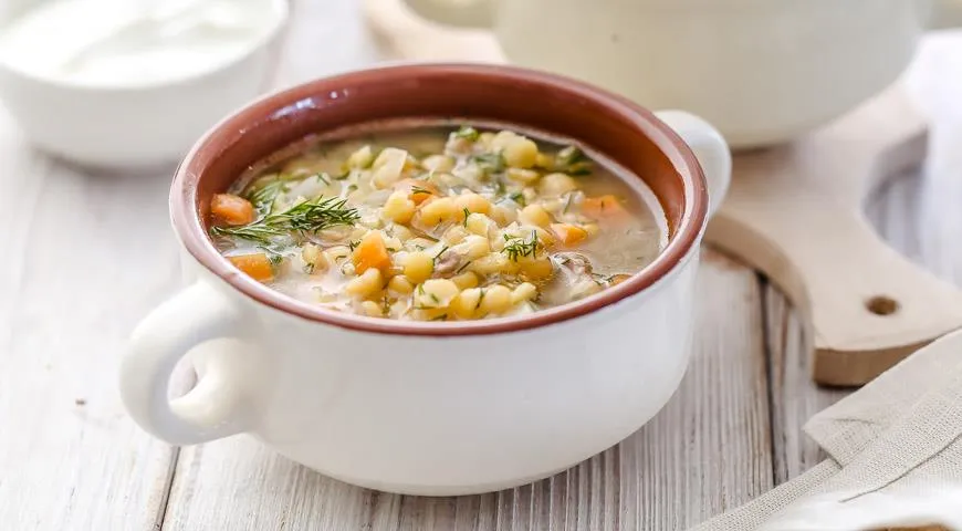 Гороховый суп на мясном бульоне