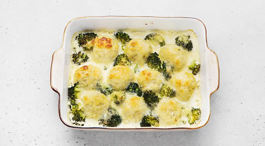 Рыбные тефтели в сливочном соусе