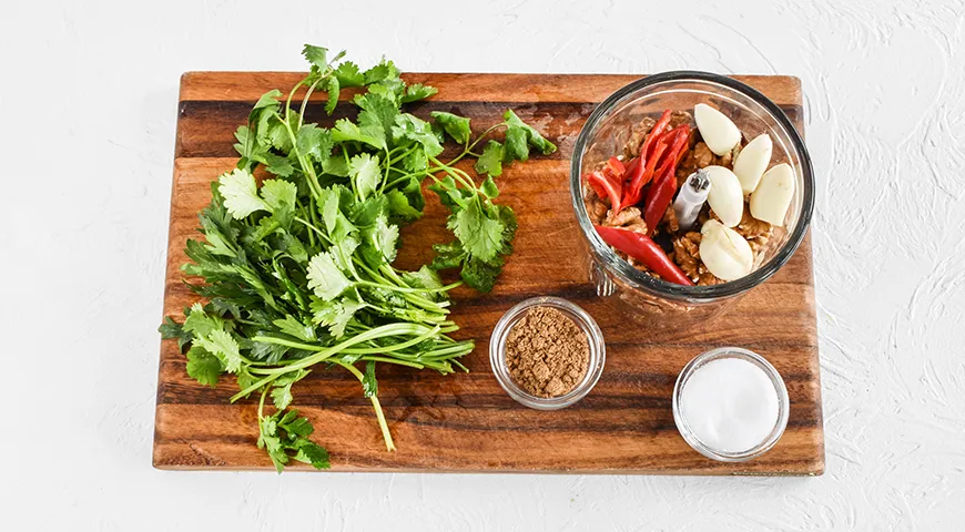 Зеленые помидоры по-грузински