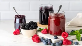 Нутрициолог дала рецепт варенья без сахара — пользы в 2 раза больше, чем в обычном