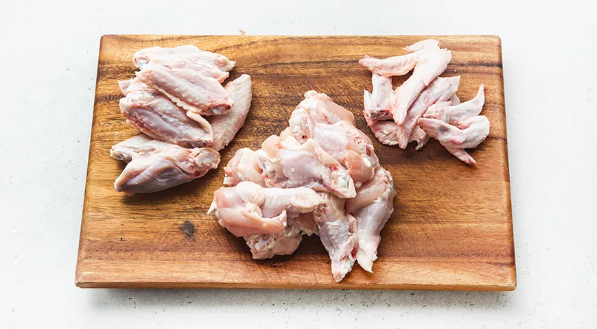 Крылышки в маринаде из кетчупа и соевого соуса в духовке