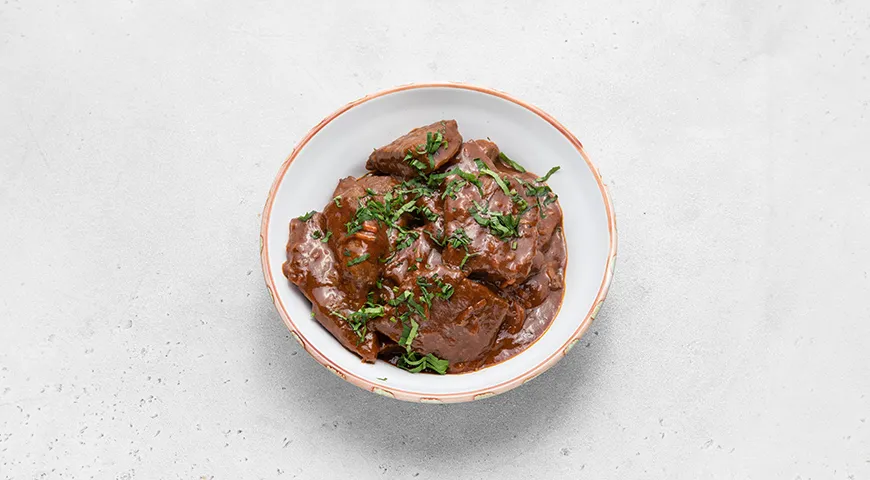 Говяжья печенка в томатном соусе