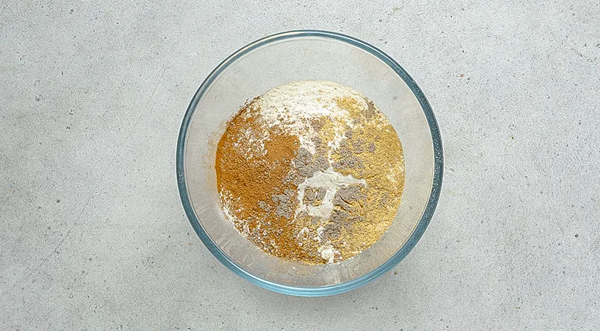 Морковное печенье с кремом и карамелью