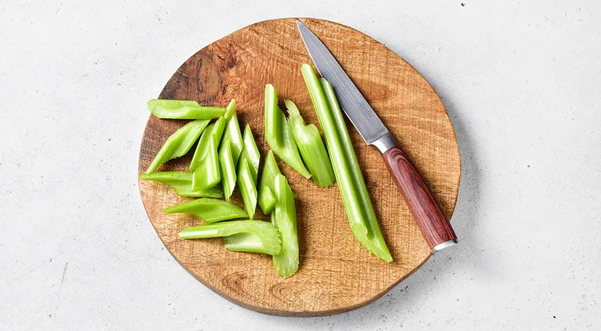 Тушенная картошка с мясом в мультиварке