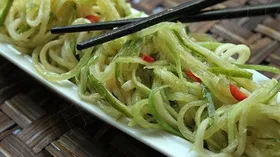 Рецепты с чили, соусами и огурцом