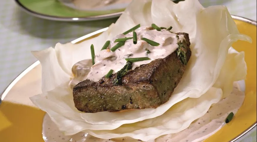 Говяжья печенка в капустных листьях