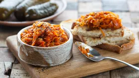 Икра из соленых огурцов и моркови