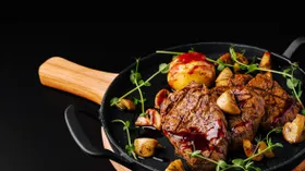 Сколько мяса нужно есть, чтобы снизить риск болезни Альцгеймера