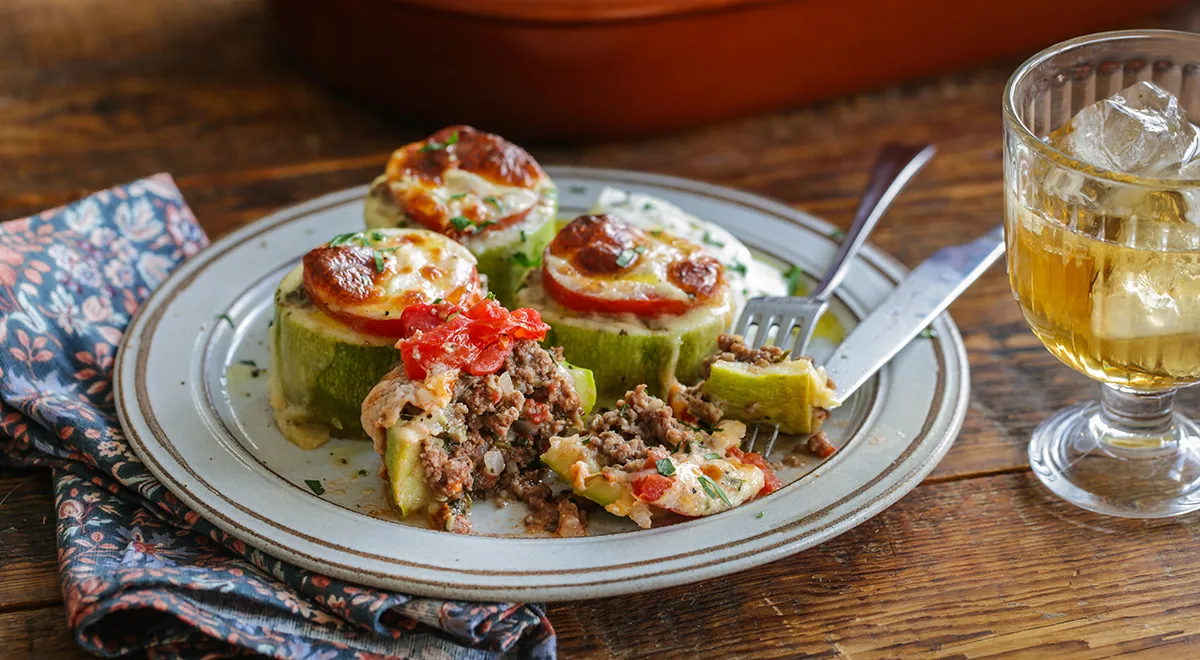 Кабачки в духовке с помидорами, фаршем и сыром кружочками - пошаговый рецепт с фото на vitaminsband.ru