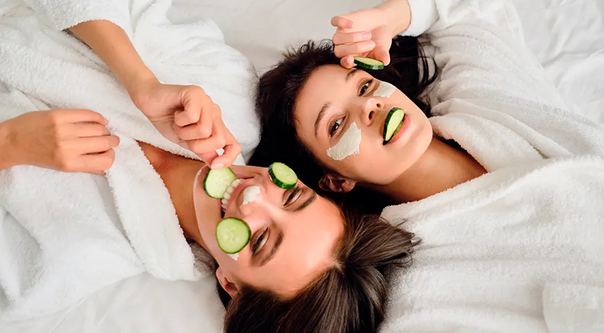Косметические средства с экстрактом огурца эффективно увлажняют и улучшают состояние кожи