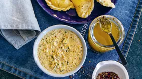 Простые рецепты с сырами и грецким орехом