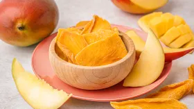 Сушеное манго: полезные свойства, возможный вред и секреты правильного выбора