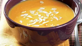 Суп-крем из тыквы с миндалем