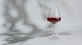 Глава известной винодельческой компании назвал реальную стоимость хорошего российского вина 