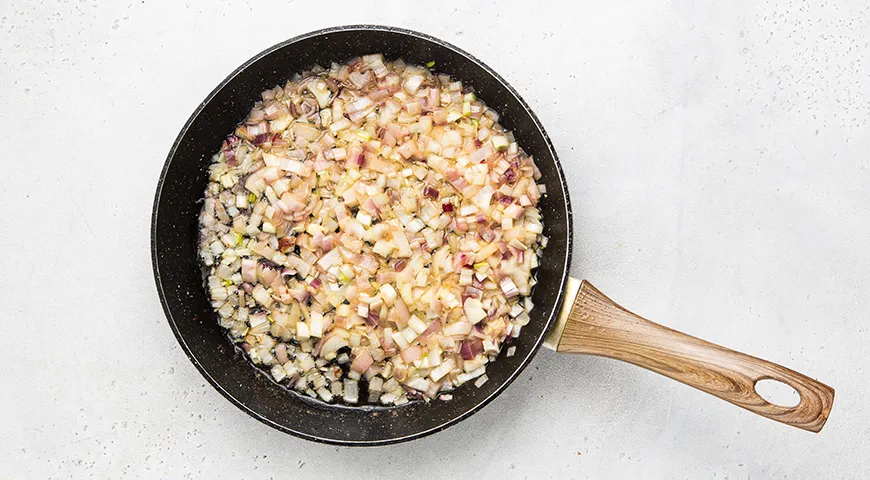 Кролик, тушенный в сливках