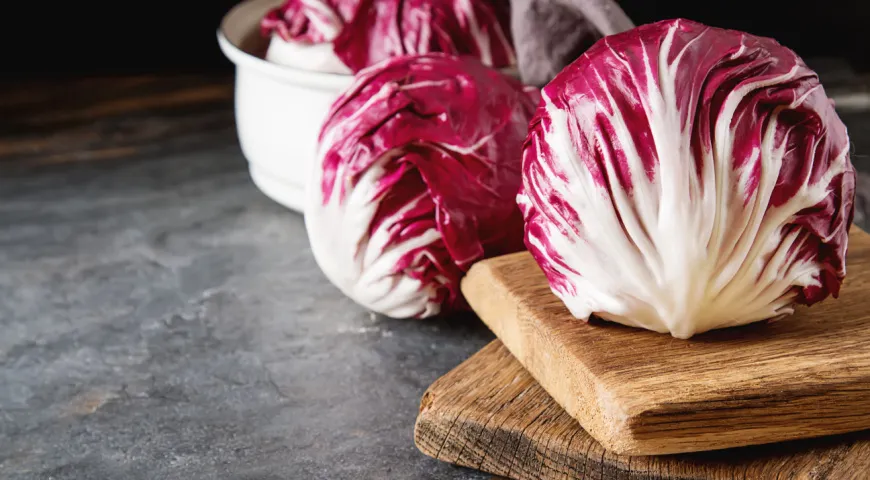 Иногда салат радиккьо&nbsp;называют красным цикорием или итальянским цикорием