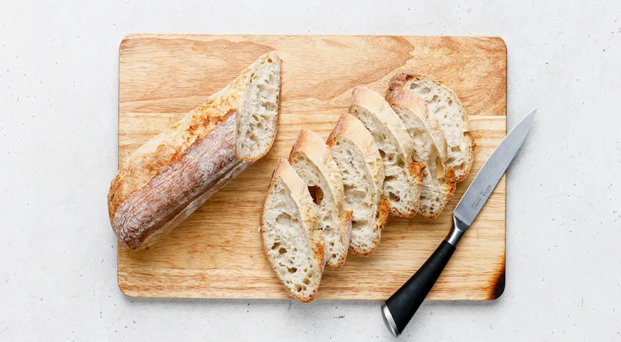 Брускетта Цезарь с курицей