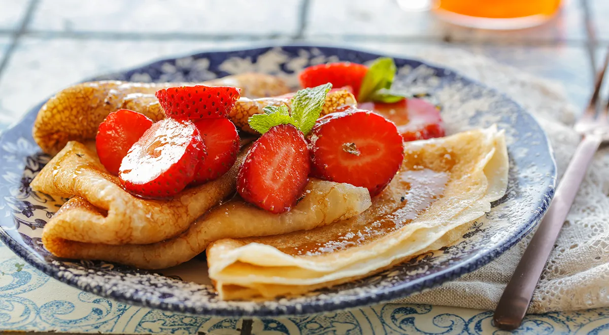 Постные бездрожжевые блины на минеральной воде