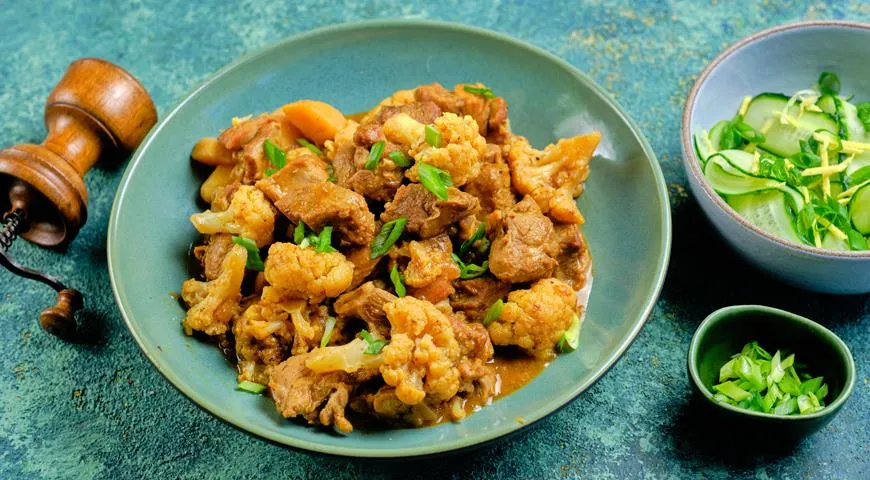 Рецепт рагу из филе бедра индейки с овощами и карри