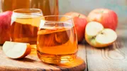 7 рецептов яблочного сока: на зиму и на каждый день