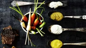 Легкие закуски - песто, творог с мятой