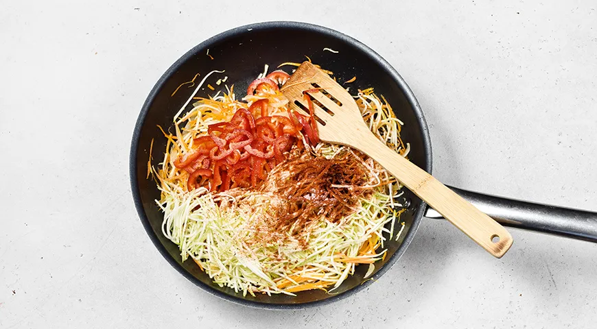 Голубцы из савойской капусты с рисом и овощами