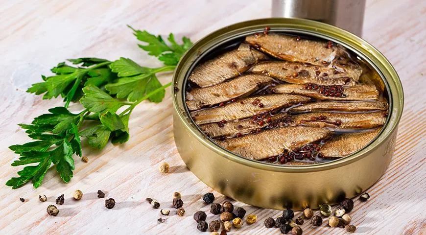 5 вкусов салата «Мимоза»: какие рыбные консервы лучше выбирать для ...