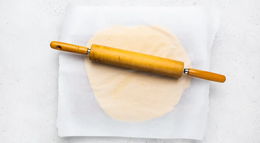 Французский луковый пирог с копченой грудинкой