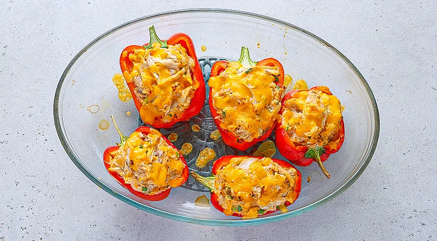 Перцы, фаршированные курицей и сливочным сыром