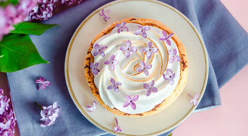  Цвет цветков сирени должен быть ярким, насыщенным, чистым, а лепестки — целые, без повреждений