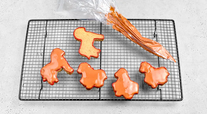 Новогоднее печенье «Конь-огонь»