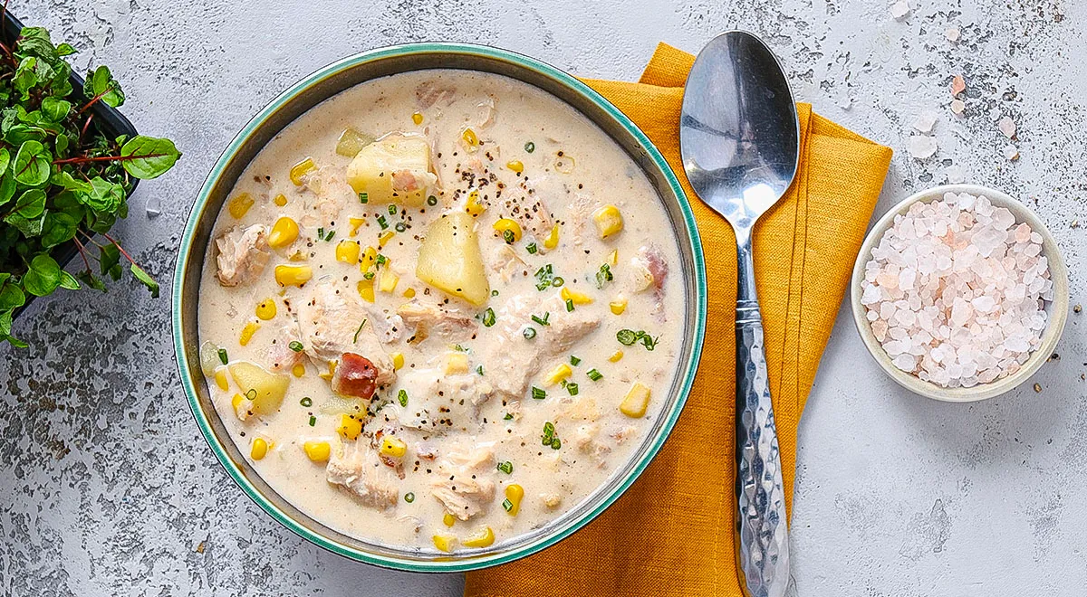 Чаудер с консервированной горбушей