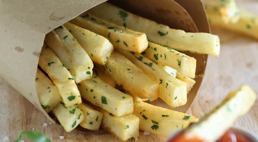 Привычный картофель фри вернется в общепит только в 2023 году